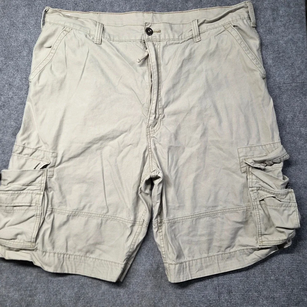 Levis Mens Tan Khaki Cotton Cargo Shorts Size 42 Multi Pocket Casual Y2K